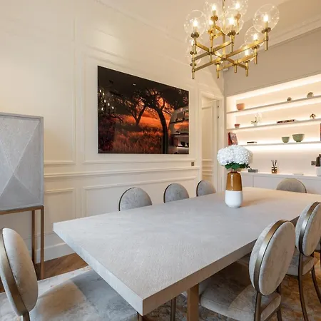 Apartman Avenue Montaigne - Champs Elysees Párizs