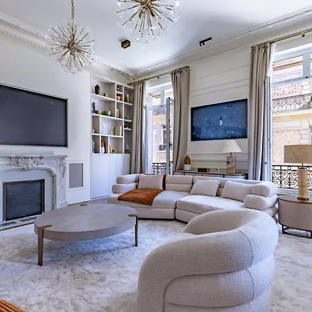 Avenue Montaigne - Champs Elysees Apartman *