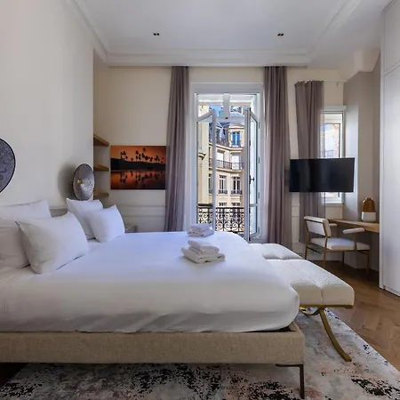 아파트 Avenue Montaigne - Champs Elysees *