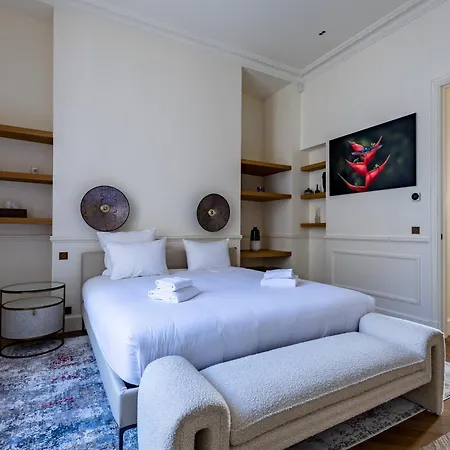 Avenue Montaigne - Champs Elysees 아파트 파리