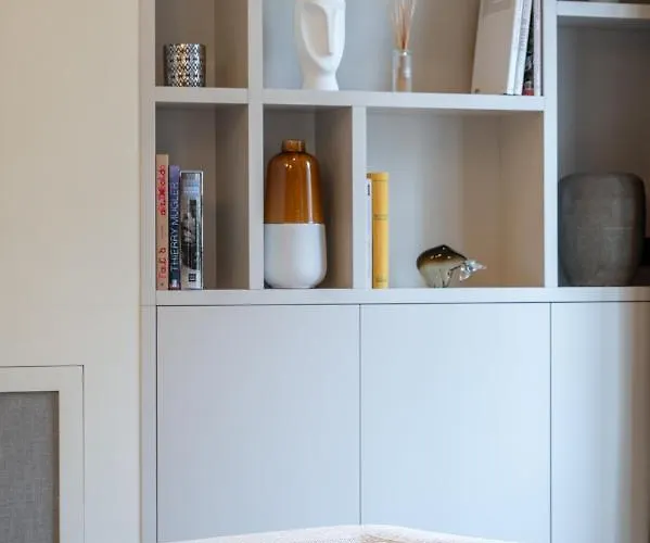 Avenue Montaigne - Champs Elysees * פריז