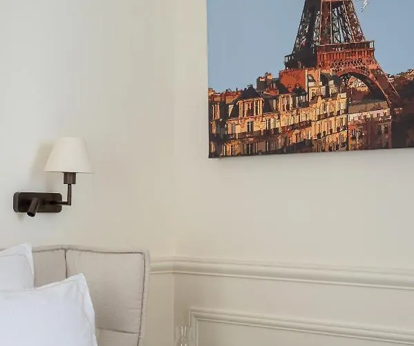 דירה Avenue Montaigne - Champs Elysees פריז