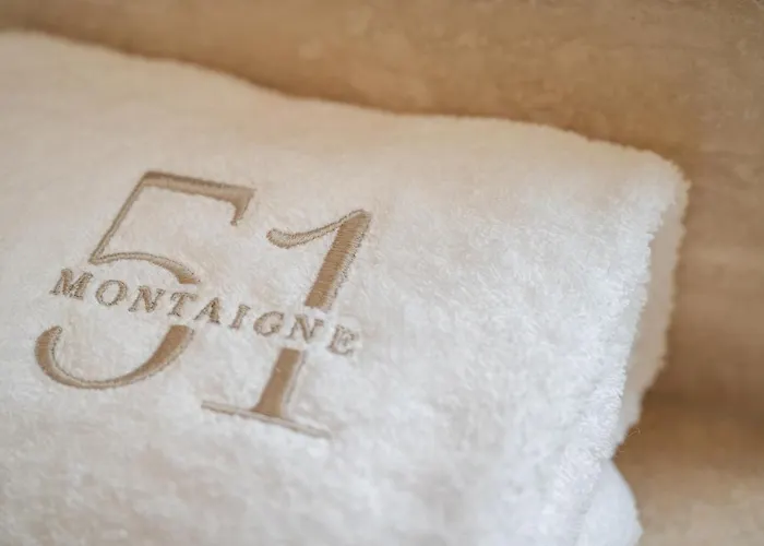 Avenue Montaigne - Champs Elysees