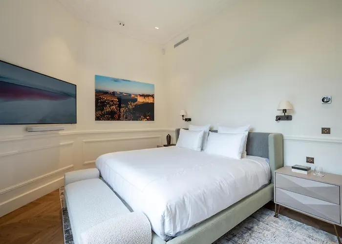 דירה Avenue Montaigne - Champs Elysees