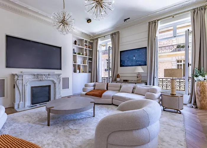 Avenue Montaigne - Champs Elysees דירה *