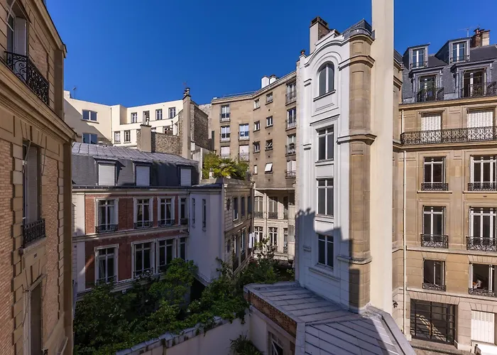 דירה Avenue Montaigne - Champs Elysees