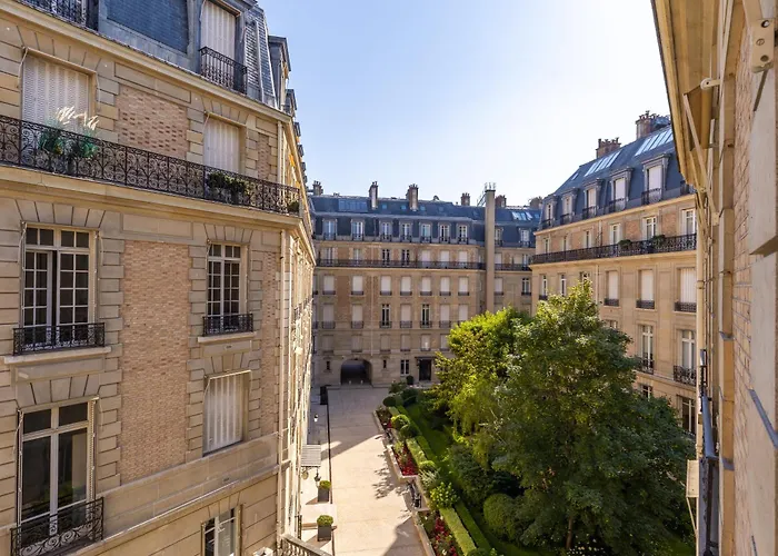 דירה Avenue Montaigne - Champs Elysees