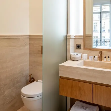 Апартаменты Avenue Montaigne - Champs Elysees