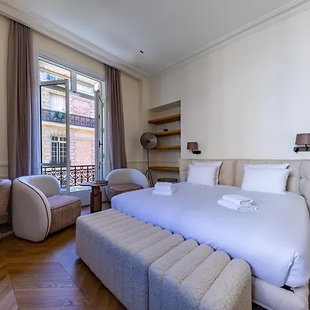 Апартаменты Avenue Montaigne - Champs Elysees