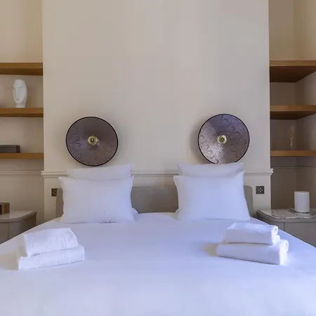 Апартаменты Avenue Montaigne - Champs Elysees *